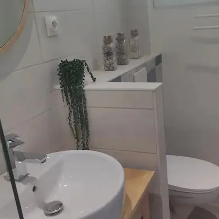 Apartment Tres Proche Rez De Jardin 5 Pers Notre-Dame-de-Monts